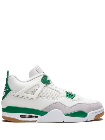 NK SB x Air Jordan 4 “Pine Green”