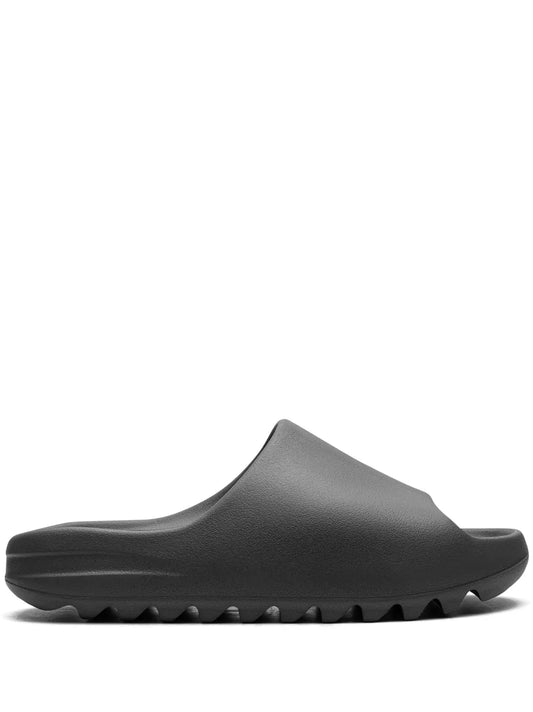 Yeezy Slide Resin Black